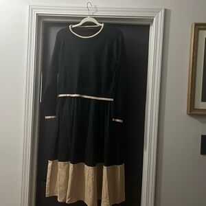 Chic Black and Cream Long Sleeve Dress
